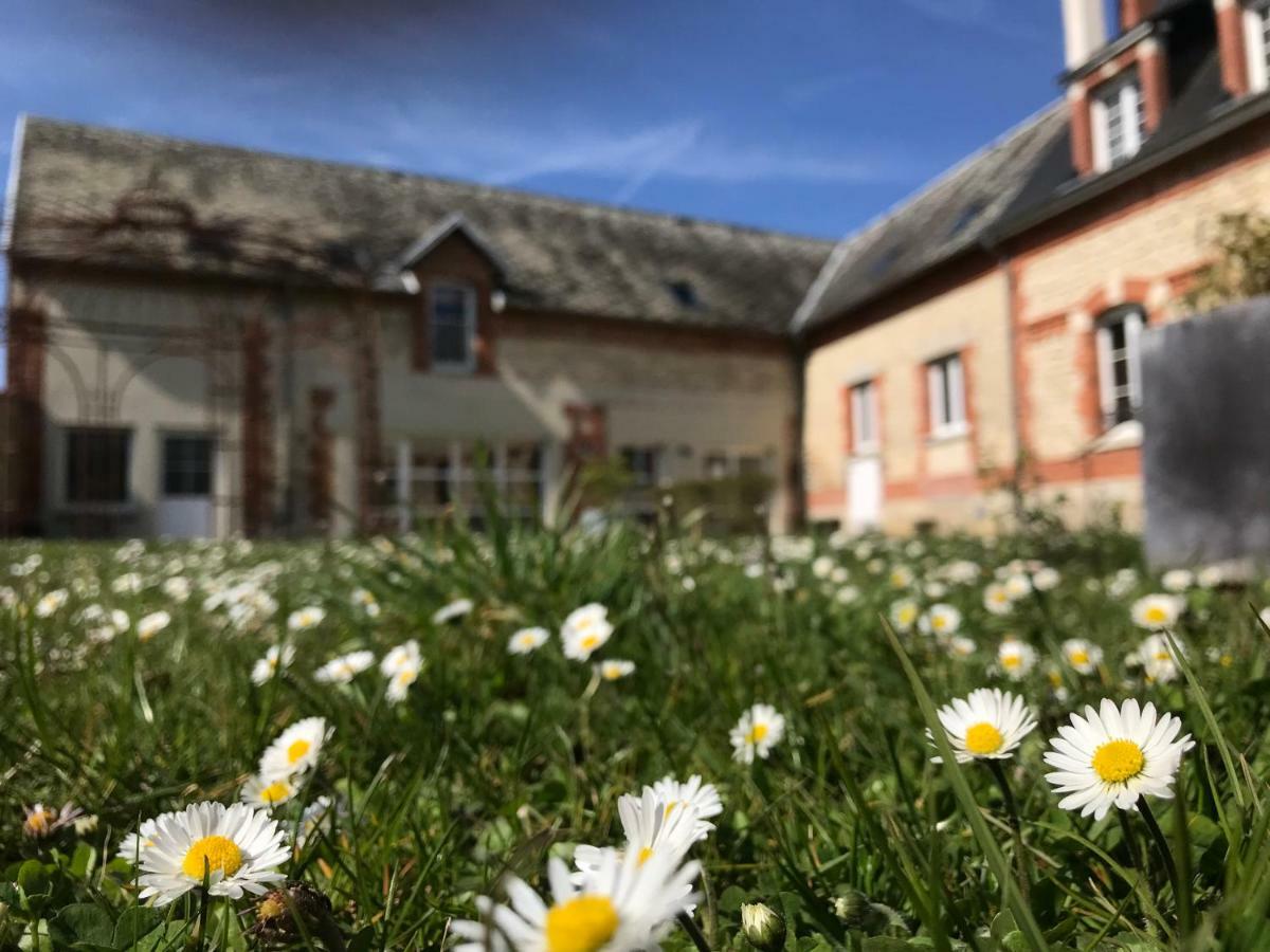 Ferme Du Chateau Monampteuil Εξωτερικό φωτογραφία
